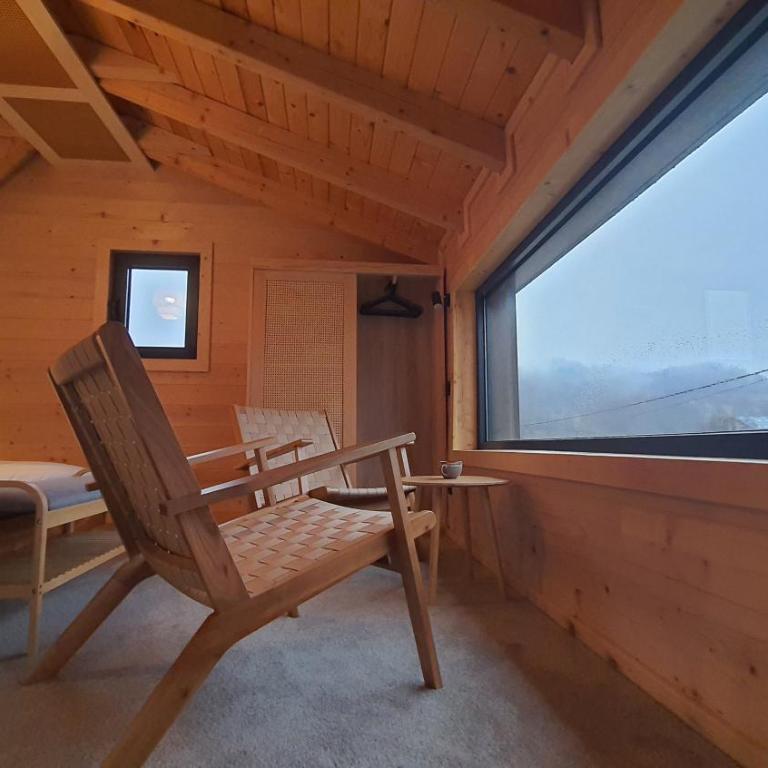 Hazel House - One-Bedroom House - 38