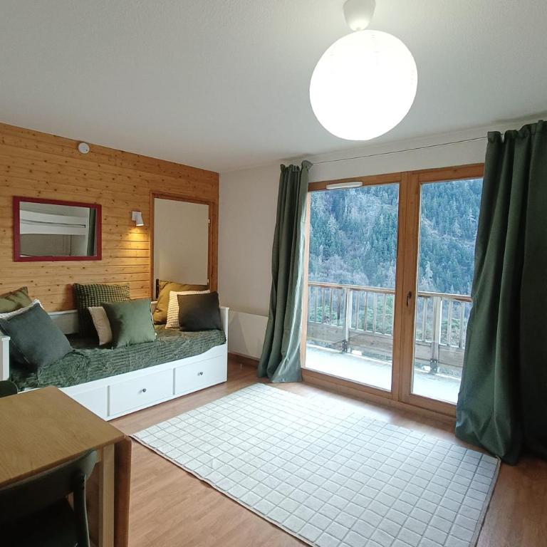 Cosy Studio for 4 Residence with Pool & 3 Valleys Access - Apartment - 1