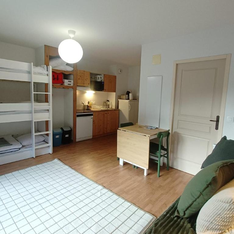 Cosy Studio for 4 Residence with Pool & 3 Valleys Access - Apartment - 7