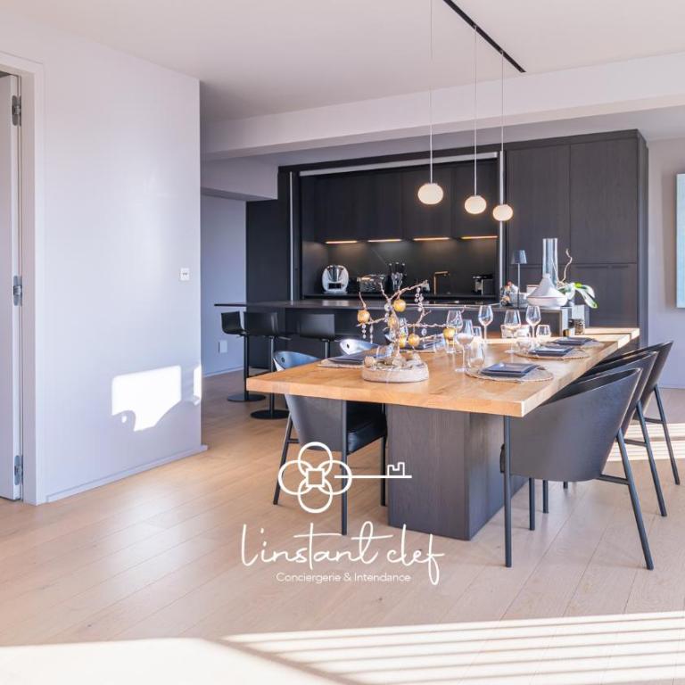 L'Appartement d Exception - Hyper Centre - 3 suites, Parking & Billard - Appartement 3 Chambres Premium avec Balcon - 8