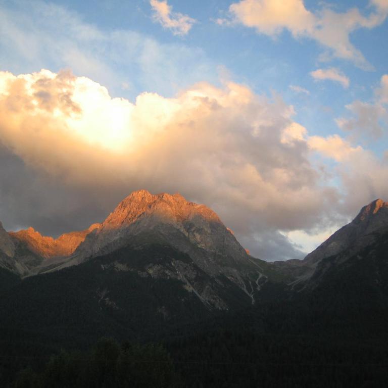 Chasa Aquileia Engadin Scuol - Bergblick, 6 Pers, zentral, Terrasse, Gratisparken - Apartment mit Blick auf die Berge - 49