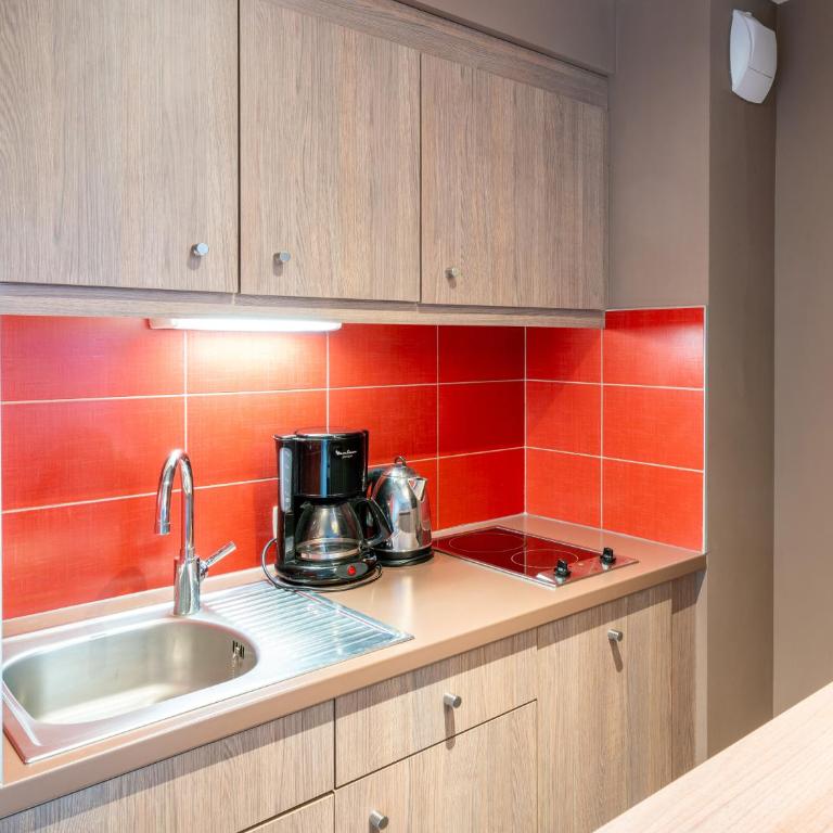 B&B HOME Caen Centre Gare - Double Studio - Orne view - 6