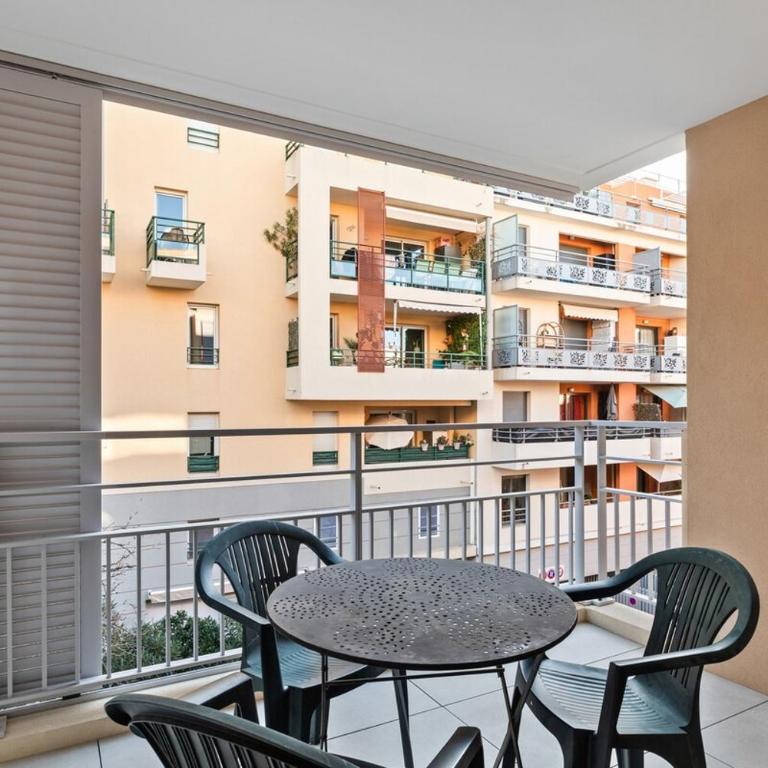 Juan Les Pins Center 2P Parking Terrasse - Apartment mit 1 Schlafzimmer - 6