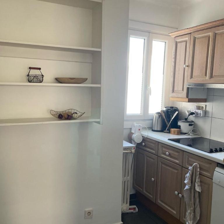 Le Niquet spacious 2-bedroom apartment in the heart of Antibes - Appartement - 34
