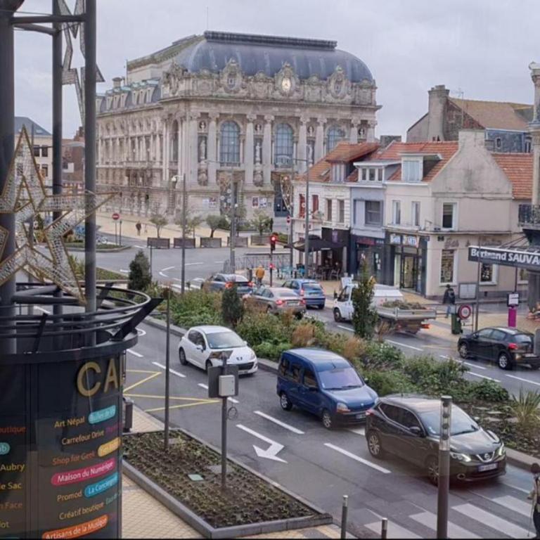 Le Jacquard Roof top- Duplex spacieux -Hypercentre Calais - Two-Bedroom Apartment - 35