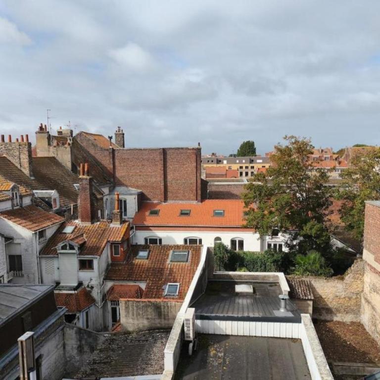 Le Jacquard Roof top- Duplex spacieux -Hypercentre Calais - Two-Bedroom Apartment - 32