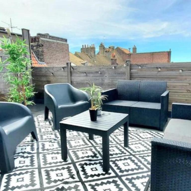 Le Jacquard Roof top- Duplex spacieux -Hypercentre Calais - Two-Bedroom Apartment - 31