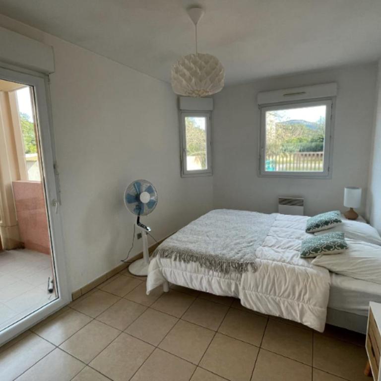 46m avec terrasse - résidence avec piscine - Appartement - 4