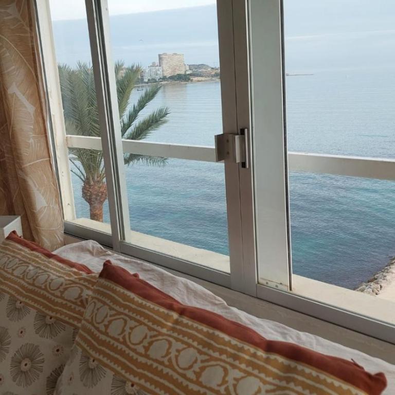 Estudio frente al mar con preciosas vistas - One-Bedroom Apartment - 2