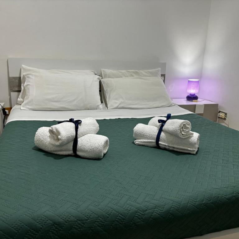 Rosso Napoli locazioni brevi - Two-Bedroom Apartment - 17