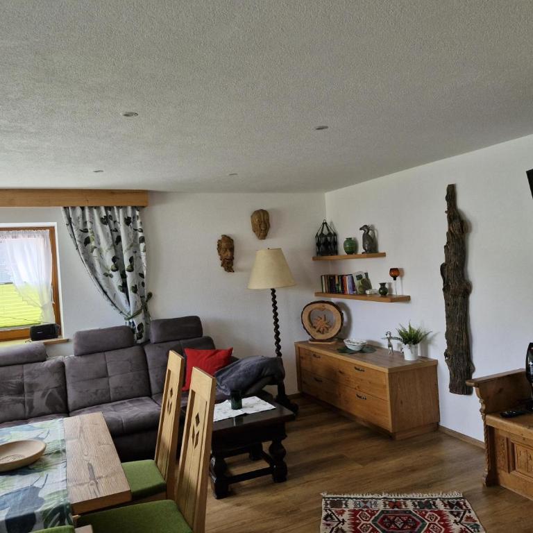 Holzschnitzers Appartements - Apartment mit 2 Schlafzimmern und Bergblick - 5