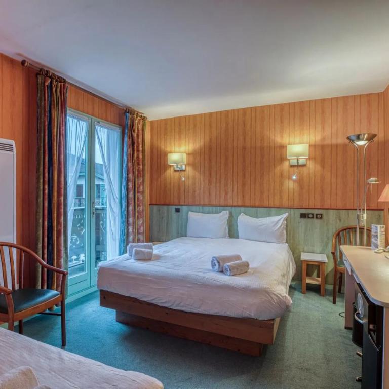 Brit Hotel Florimont - Chambre Triple Confort - 2