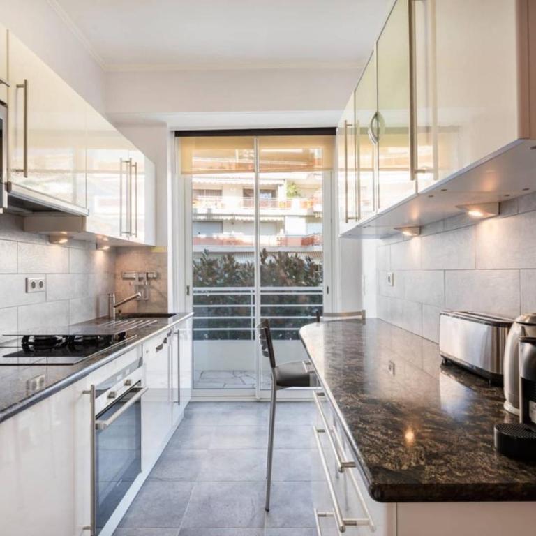 ARM1 - Beau 2 pièces avec terrasse d'angle - Appartement 1 Chambre avec Terrasse - 4