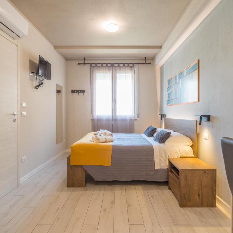 DaBi Affittacamere - Camera Tripla con Bagno Privato - 5