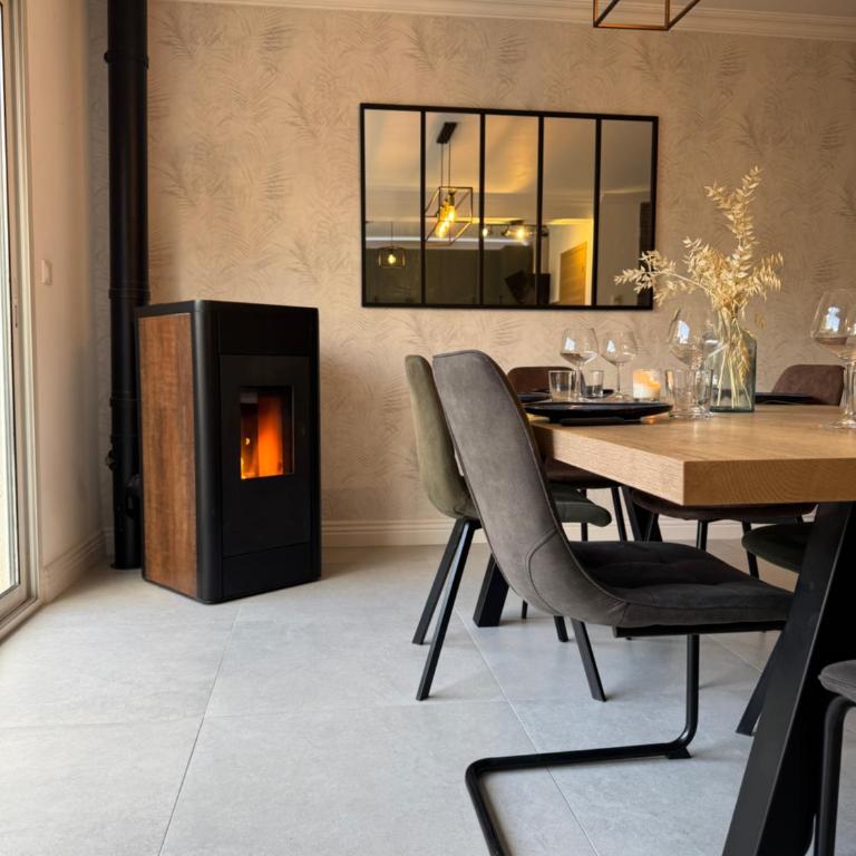 Grande maison 10 pers 4 chambres jardin & parking - Villa - 5