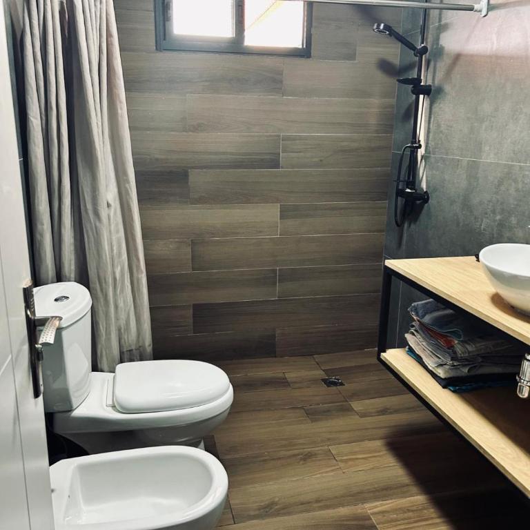 Casa con Piscina próximo a Punta Ballena - Two-Bedroom House - 5