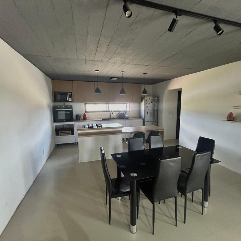 Casa con Piscina próximo a Punta Ballena - Two-Bedroom House - 10