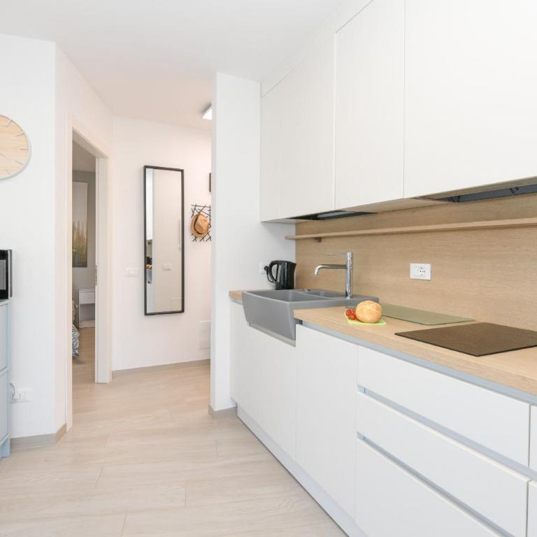 MGH- Dajaami Apartment Lazise - Appartamento Familiare con 2 Camere da Letto e Vista - 26