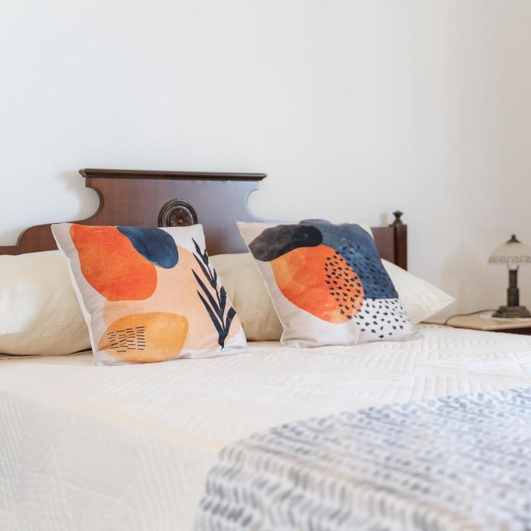 La Casa di Emma - Three-Bedroom Apartment with Balcony - 7