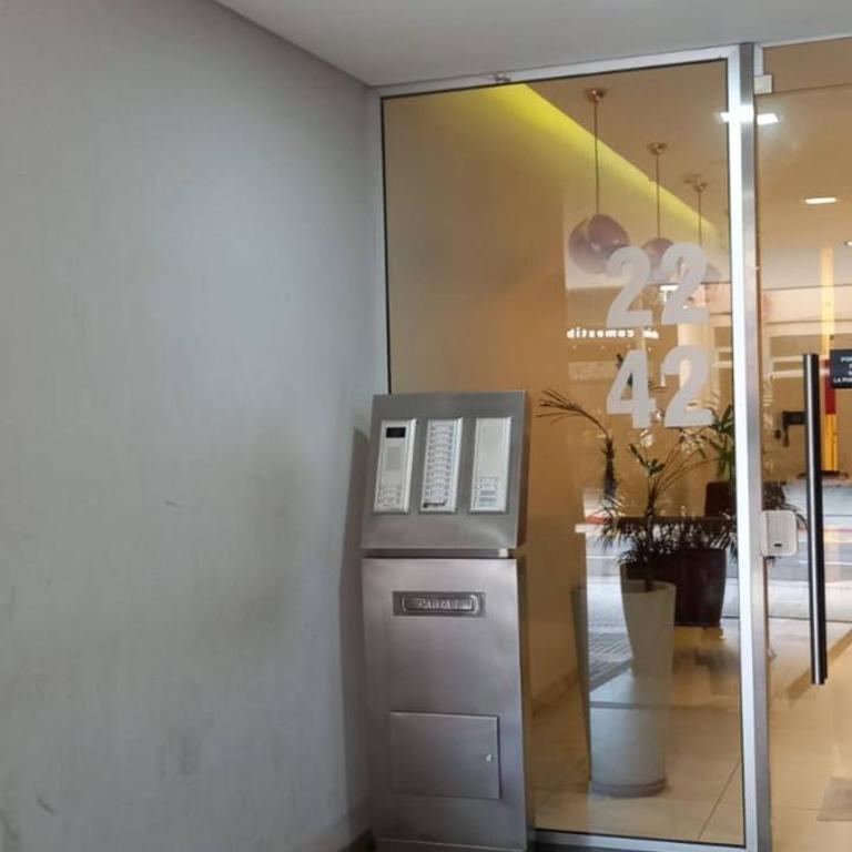 Altos de Ayacucho II con cochera, relax en zona céntrica de Posadas - Apartamento de 1 dormitorio - 11
