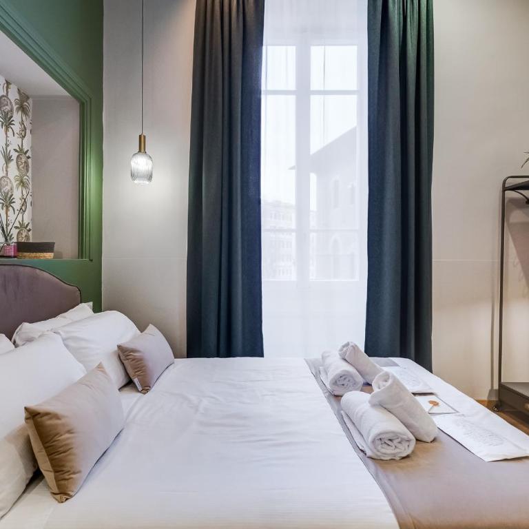 Vivilo Collection - Charme 24 Suites - Close to Via Veneto - Camera Matrimoniale Piccola - 20