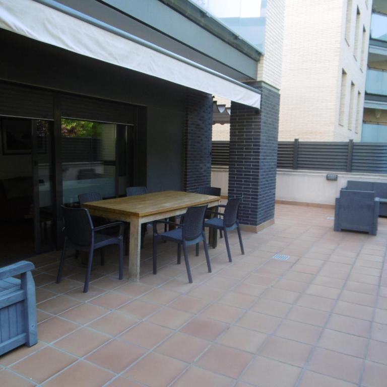 Amplio apartamento con piscina y aire acondionado - Apartamento de 2 dormitorios - 5