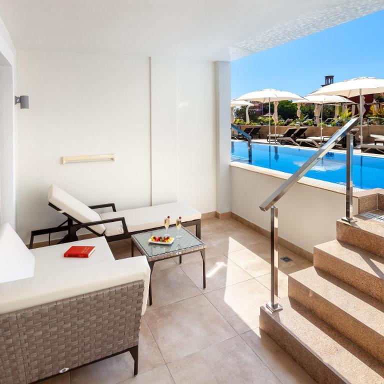 Gran Tacande Wellness & Relax Costa Adeje - Habitación Gold Level con acceso directo a la piscina (2 adultos) - 2