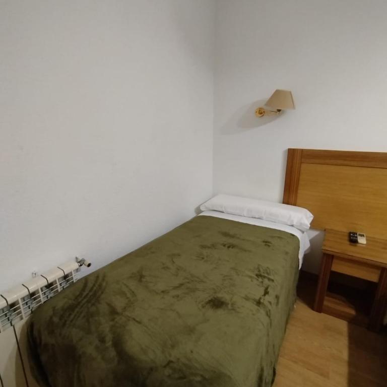 Hostal Rivera Atocha 79 - Single Room - 3