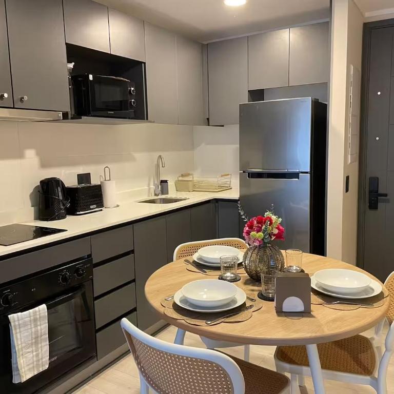 Hermoso Departamento en Ñuñoa con Estacionamiento - One-Bedroom Apartment - 3