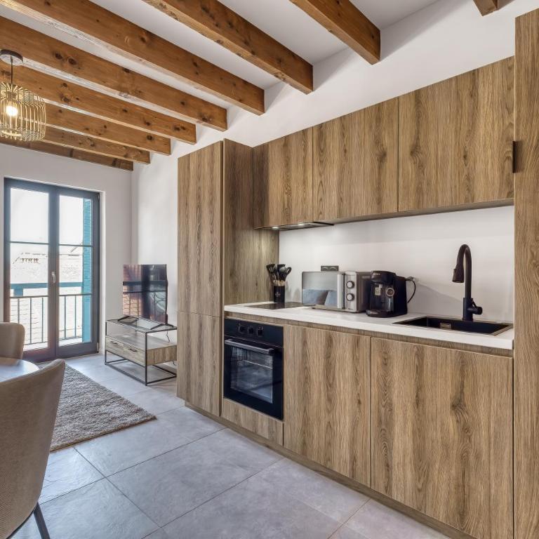 Duplex design avec balcon I Hyper centre Thonon - Appartement 1 Chambre - 12