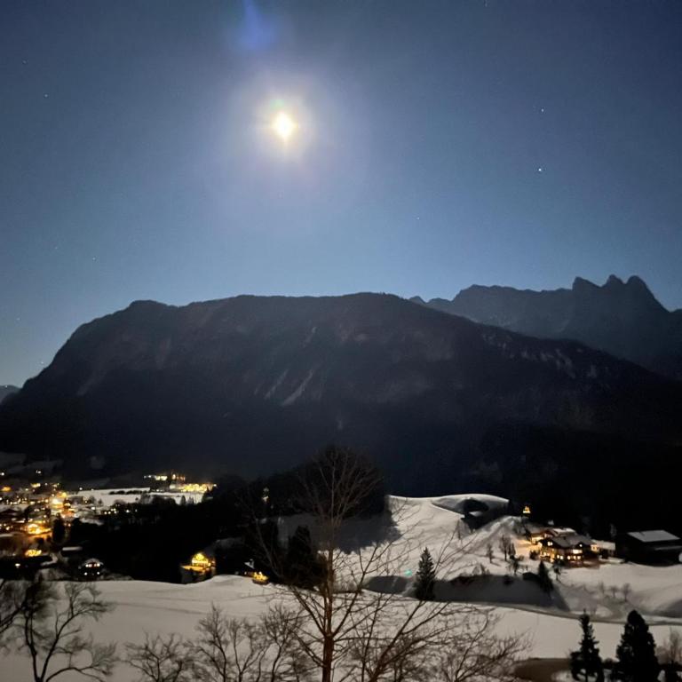 Ferienwohnung Niederbergerhof - Two-Bedroom Apartment with Mountain View - 6