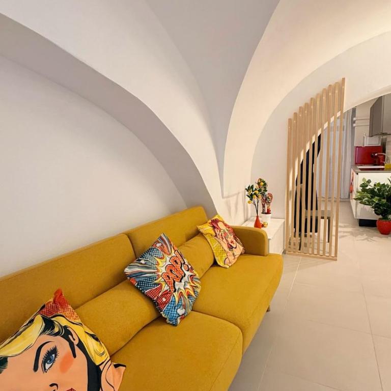 Duomo Pop apARTment - Apartment with City View - 4