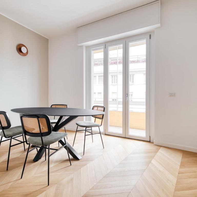 JOIVY Two Stylish Apartments with Balconies in Loreto, Milan - Appartamento con 3 Camere da Letto e con Balcone - 8