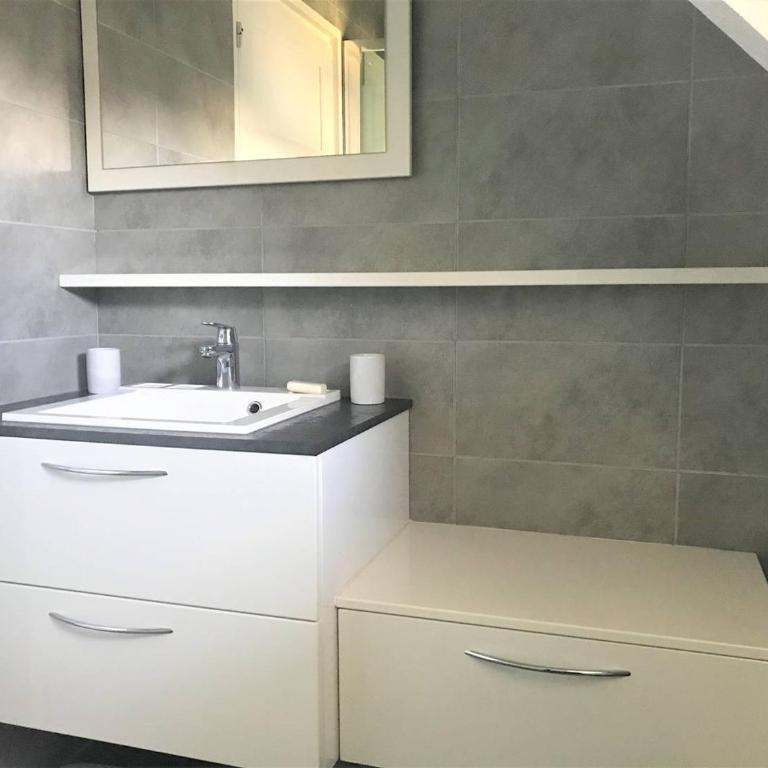 Maison de charme VUE MER à 50m du port de Ploumanac'h à PERROS-GUIREC Réf - 322 - Haus mit 2 Schlafzimmern - 7