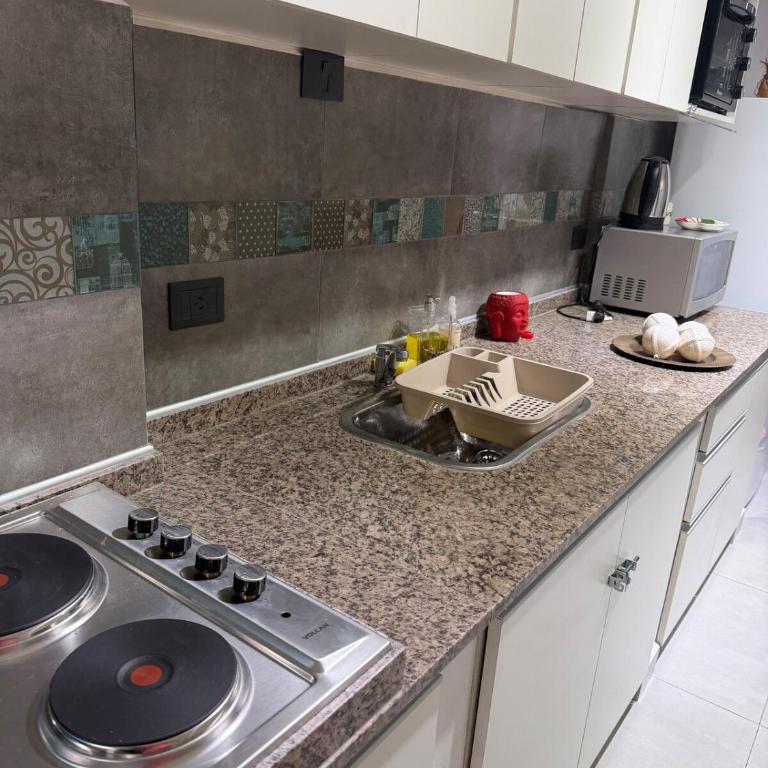 A estrenar Depto renovado amplio y céntrico - Apartamento de 2 dormitorios - 7