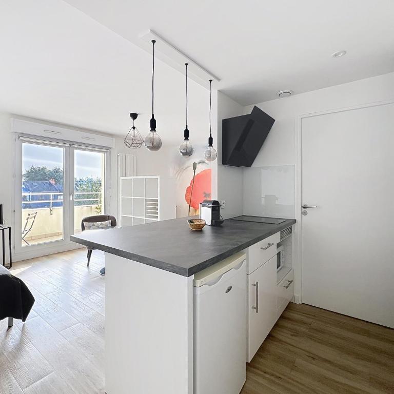 Le Jules Verne - Classé 2 étoiles - Tout confort - Balcon sur cour - Apartment mit 1 Schlafzimmer - 16