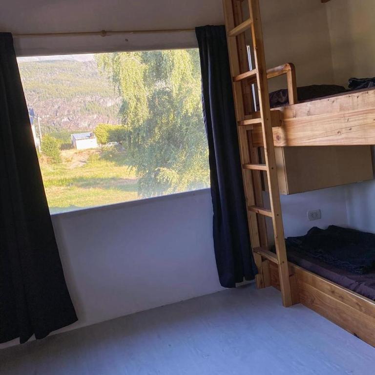 Verde Mondo - 6-Bed Female Dormitory Room - 1