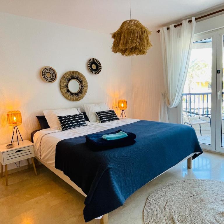 Apartment Seafront Moraira by Theka Services - Two-Bedroom Apartment - 2
