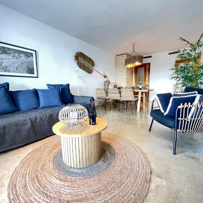 Apartment Seafront Moraira by Theka Services - Two-Bedroom Apartment - 10