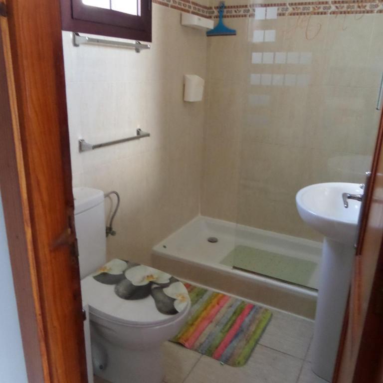 SUN BEACH Bungalow - One-Bedroom House - 4