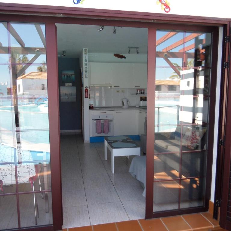 SUN BEACH Bungalow - One-Bedroom House - 8