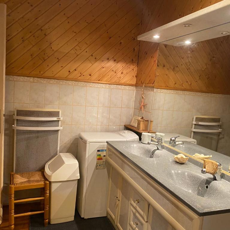 Chambre calme avec vue chez l habitant - Chambre Double - 7