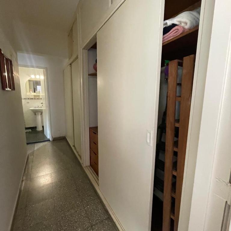 Comodo departamento zona La Perla - Apartamento de 2 dormitorios - 5