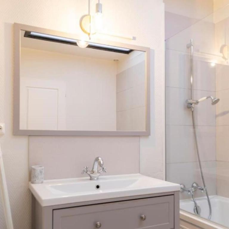 Le grand Messin - Calais Nord -Cour - Plage - Ferry - Eurotunnel - Appartement 2 Chambres - 18
