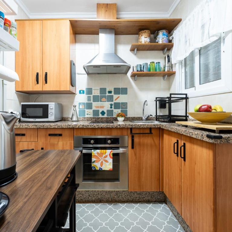 MalagaSuite El Palo Beach House - Apartamento de 2 dormitorios con terraza - 5