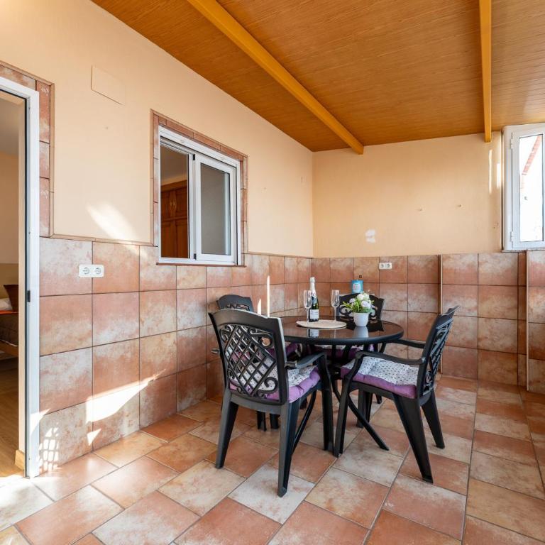 MalagaSuite El Palo Beach House - Apartamento de 2 dormitorios con terraza - 23