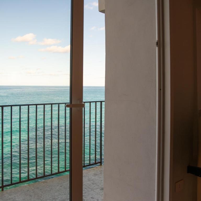 Casa Acqua e Sale - Appartamento con 2 Camere da Letto, Balcone e Vista mare - 19