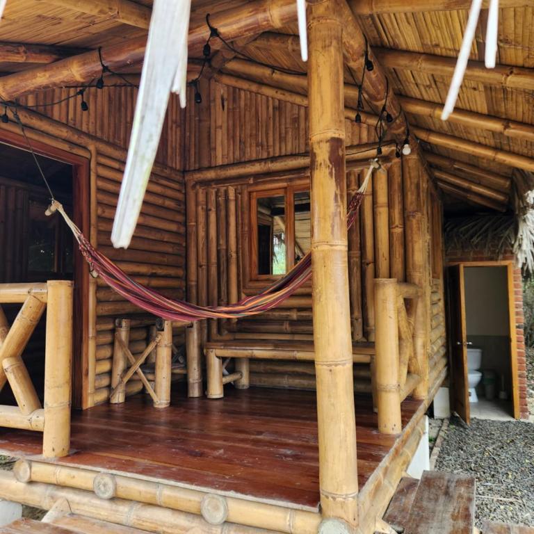 Pantaia Verde Hostel - Double Room with Private External Bathroom - 2