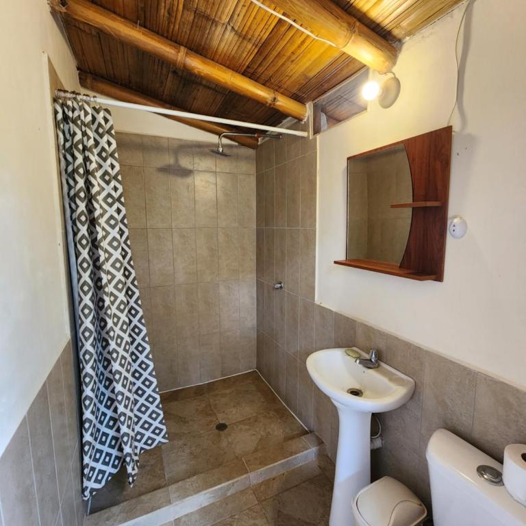 Pantaia Verde Hostel - Double Room with Private External Bathroom - 5