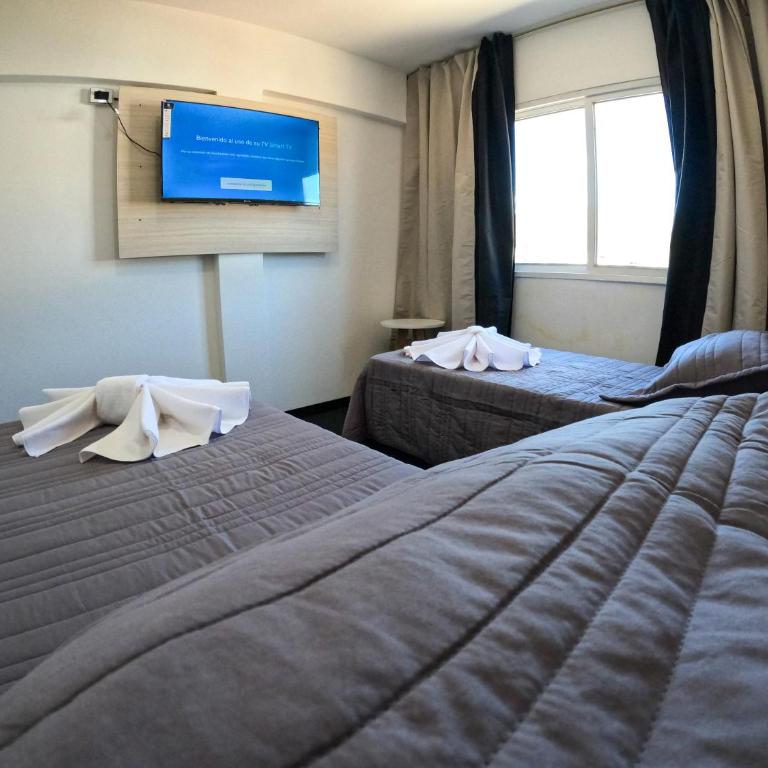 LakeHouse Hotel & Suites - Habitación Triple Confort - 2